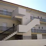 Ξενοδοχείο με διαμερίσματα Loxandra Μεταμόρφωση